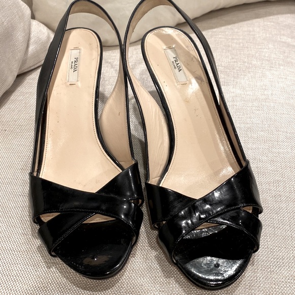 PRADA SLING BACK SANDALS BLACK PATENT MADE IN ITALY SIZE 41.5 - Picture 2 of 16